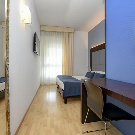 Hotel City Hotel 3*