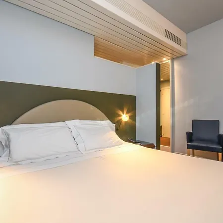 Hotel City Hotel