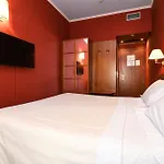 シティ 3*