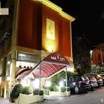 シティ 3*