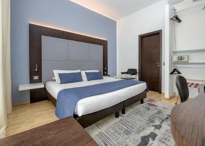 Hotel City Ντεζεντσάνο ντελ Γκάρντα
