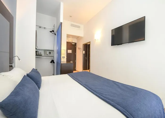 Hotel City 3* Ντεζεντσάνο ντελ Γκάρντα