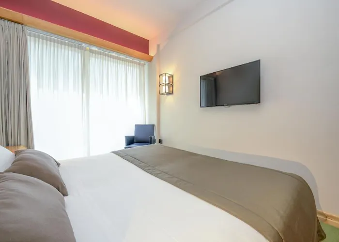 Hotel City Ξενοδοχείο Ντεζεντσάνο ντελ Γκάρντα