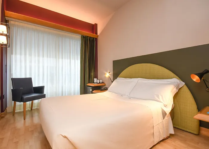 Ξενοδοχείο Hotel City 3*