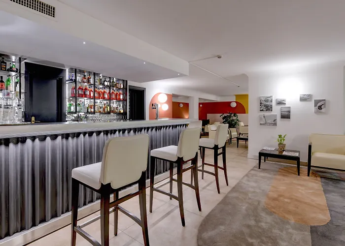 Hotel City 3* Ντεζεντσάνο ντελ Γκάρντα