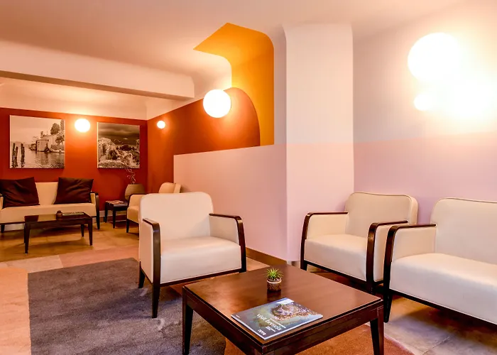 Ξενοδοχείο Hotel City Ντεζεντσάνο ντελ Γκάρντα