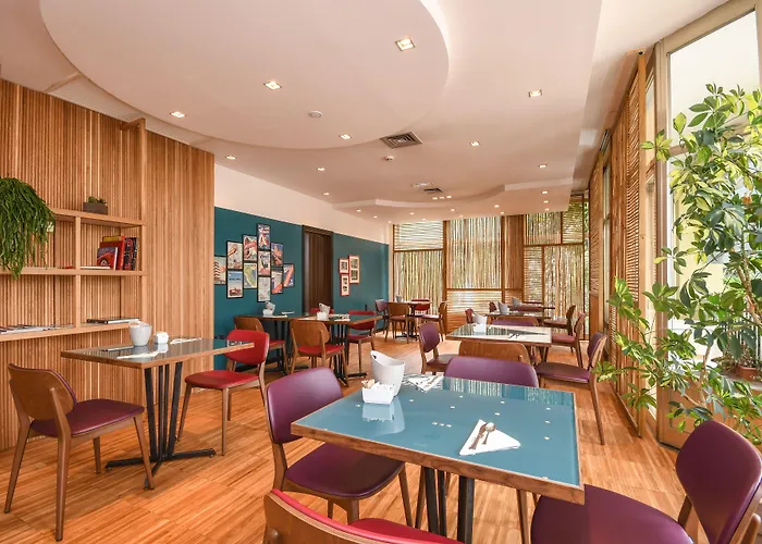 Ξενοδοχείο Hotel City Ντεζεντσάνο ντελ Γκάρντα