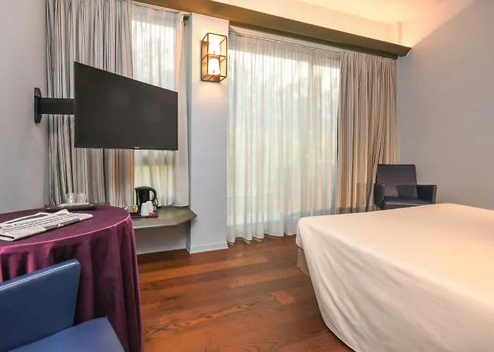 Ξενοδοχείο Hotel City