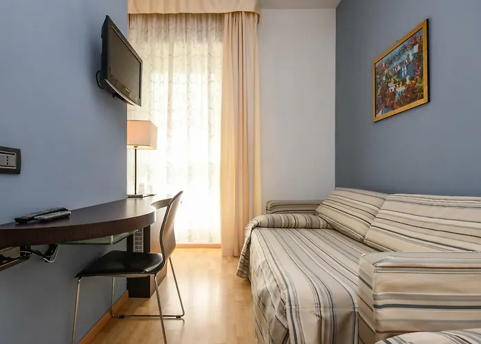 Ξενοδοχείο Hotel City Ντεζεντσάνο ντελ Γκάρντα