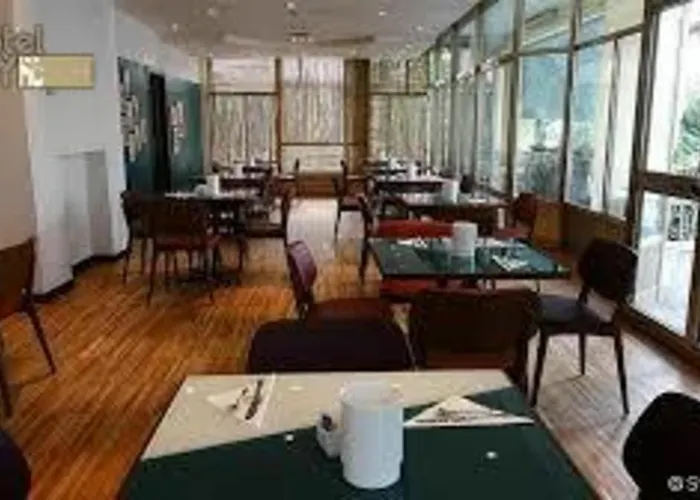 Ξενοδοχείο Hotel City Ντεζεντσάνο ντελ Γκάρντα