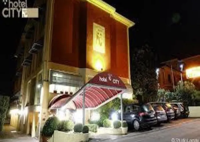 Hotel City 3*